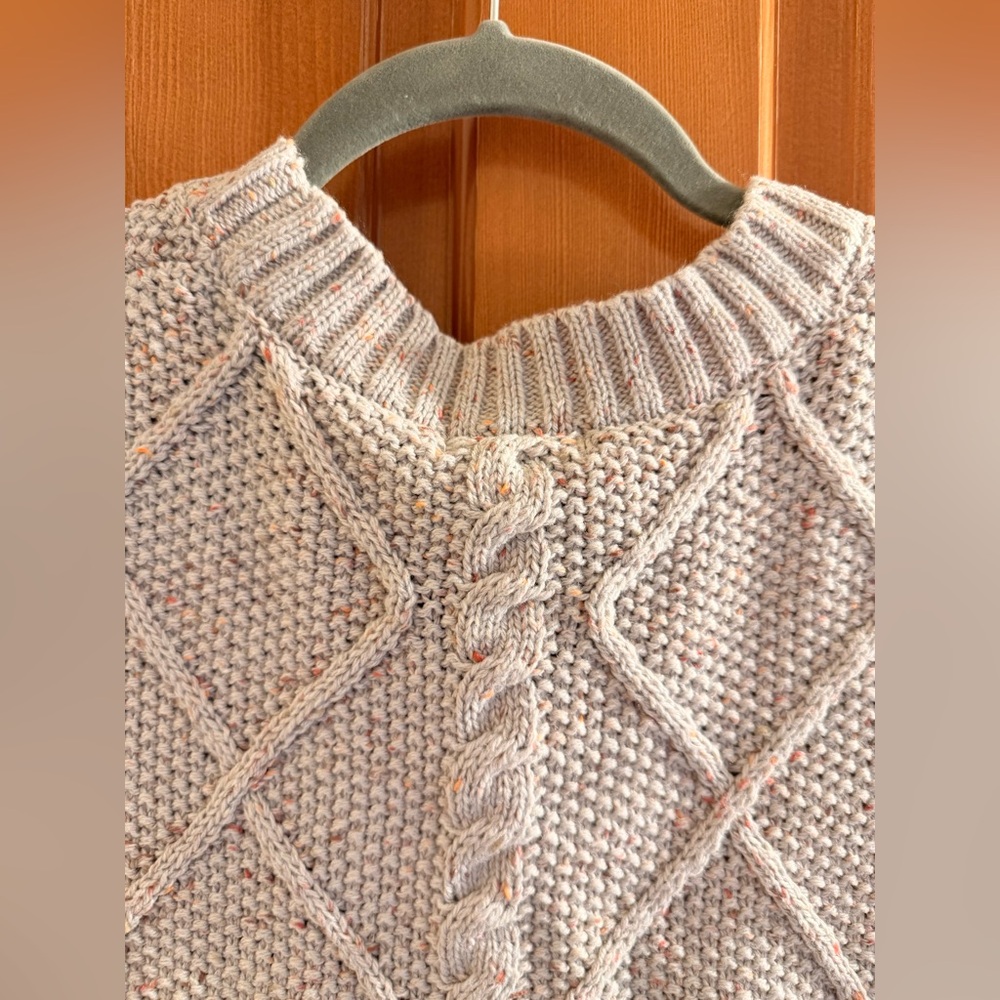 MWT Women's Cable Knit Button-Front Vest - Picture 11 of 12